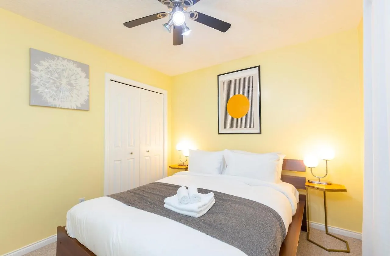 Newly Furnished 2 Bd-1 Wc Centrally Located In Langford Victoria Sleeps 6 0*,
