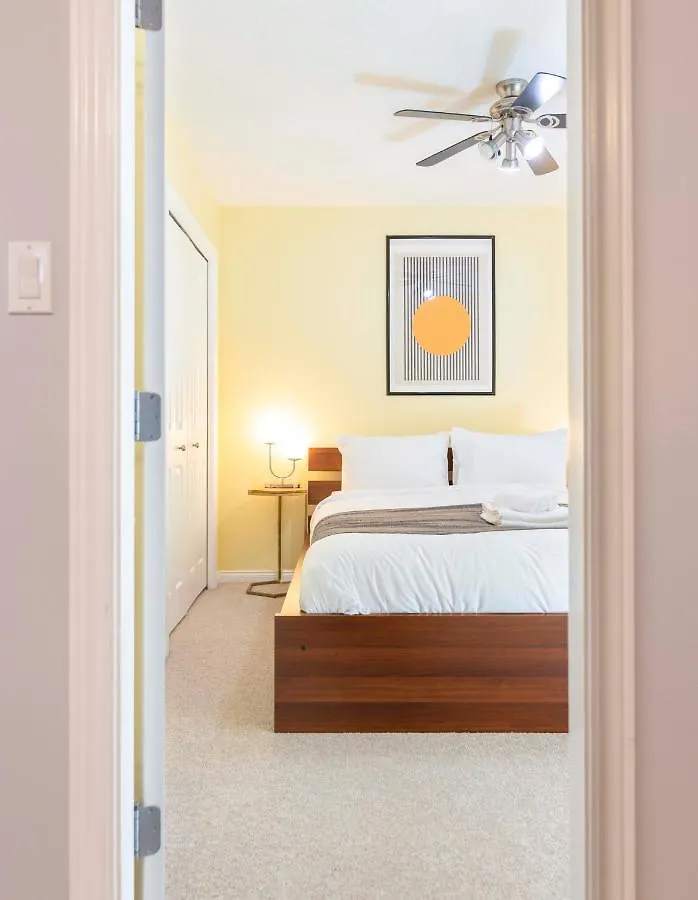 Newly Furnished 2 Bd-1 Wc Centrally Located In Langford Victoria Sleeps 6