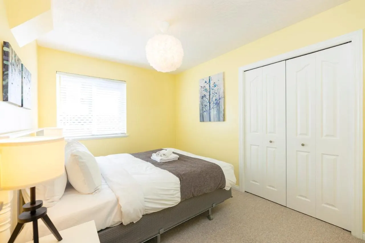 Newly Furnished 2 Bd-1 Wc Centrally Located In Langford Victoria Sleeps 6
