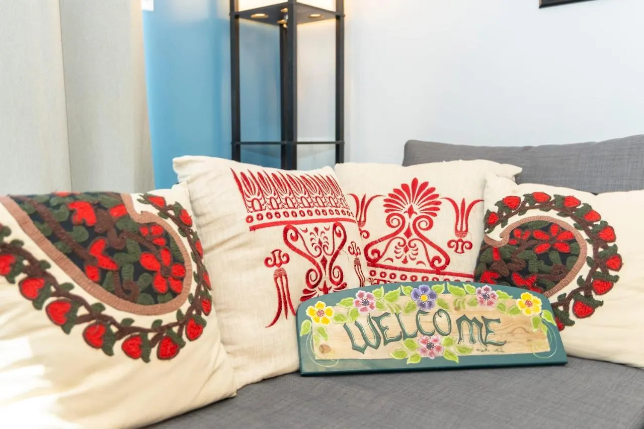 Newly Furnished 2 Bd-1 Wc Centrally Located In Langford Victoria Sleeps 6 Nyaraló